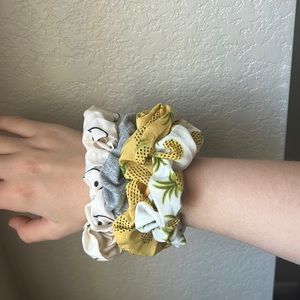 Beachy scrunchi pack